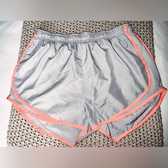 Women’s Nike Dri-Fit Shorts - Picture 2 of 3